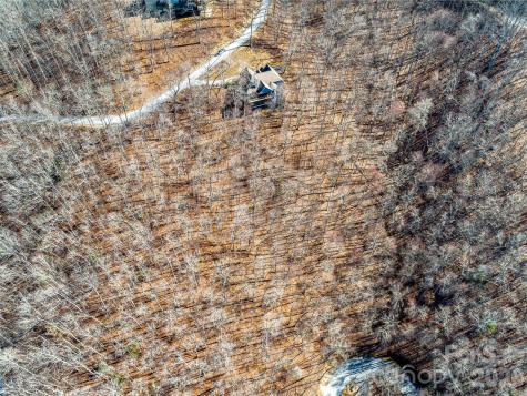 130 Cross Vine Drive Tuckasegee NC 28783