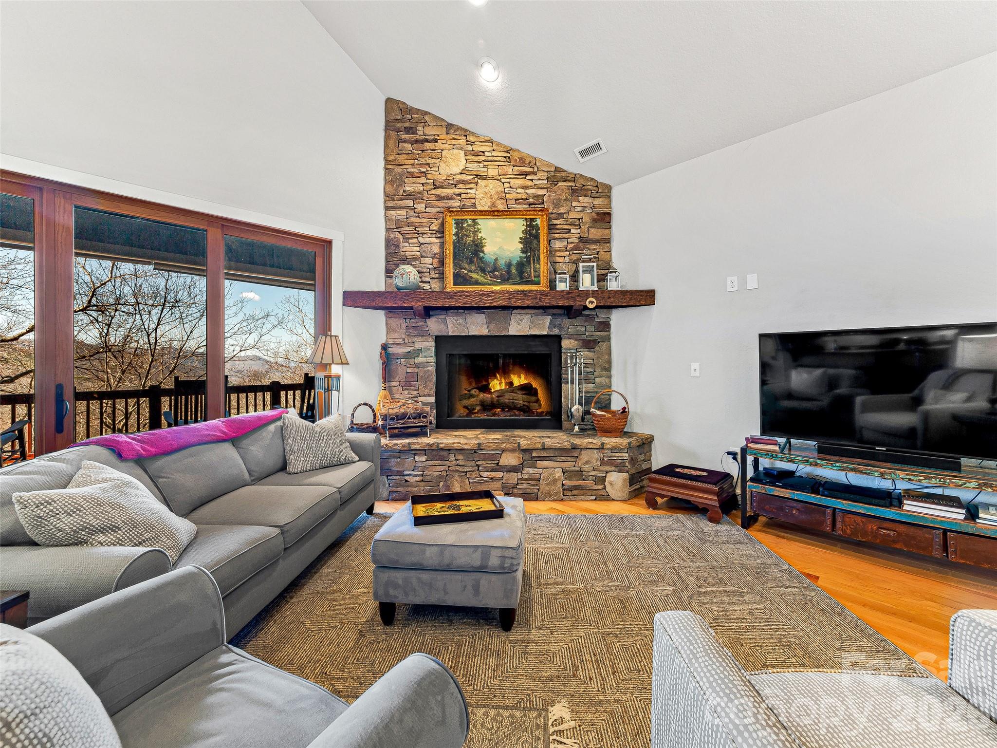 130 Cross Vine Drive Tuckasegee NC 28783