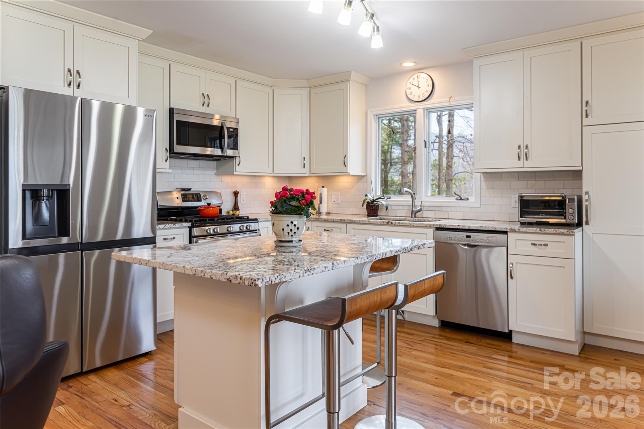168 Skyview Circle Asheville NC 28804