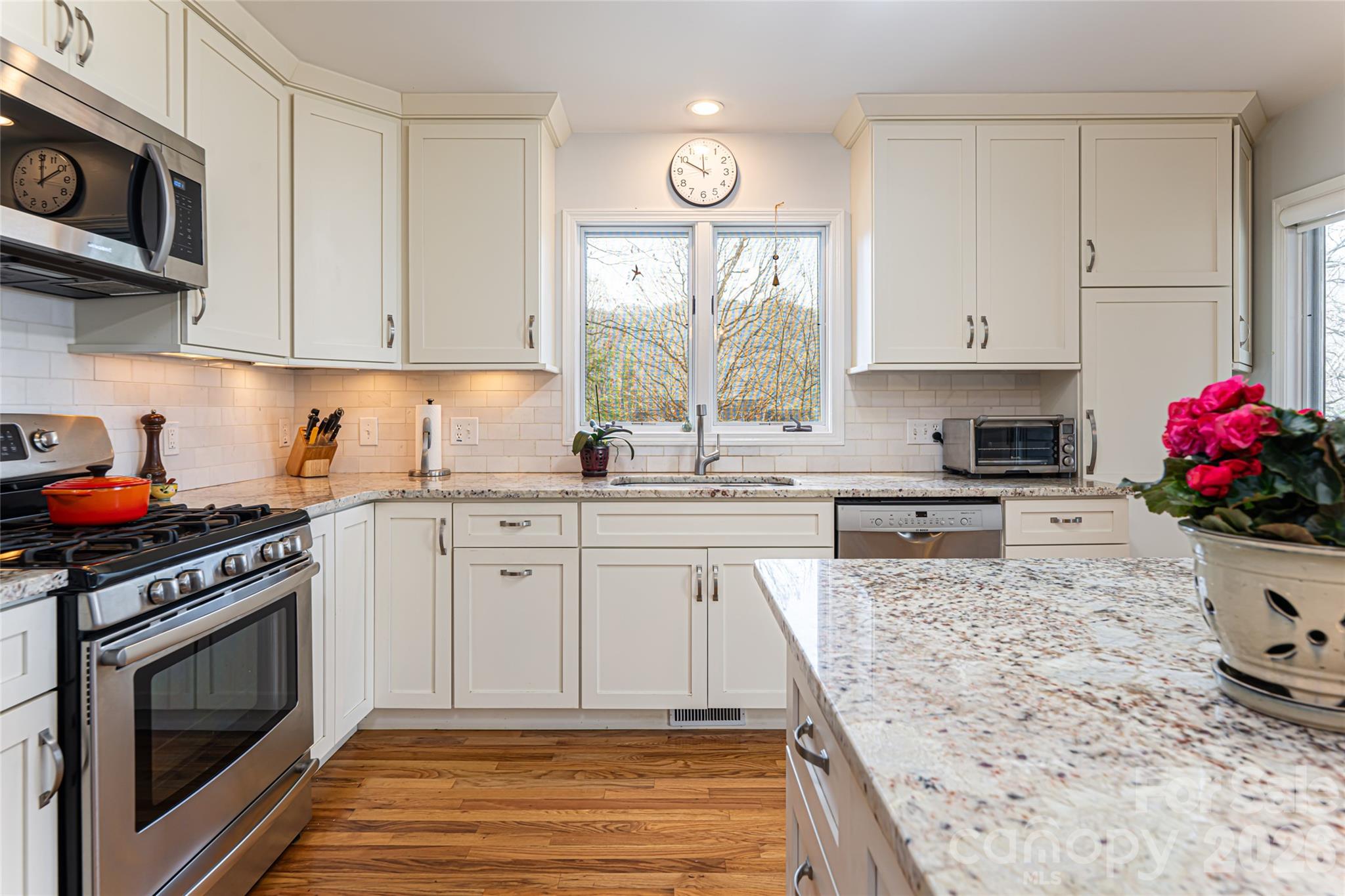 168 Skyview Circle Asheville NC 28804