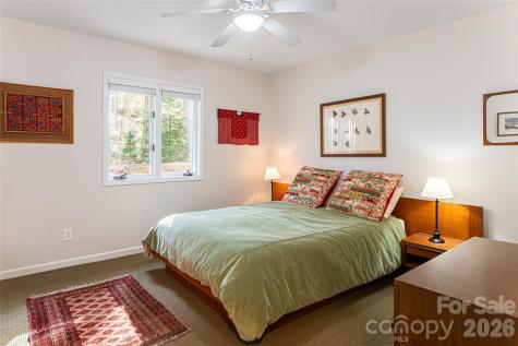 168 Skyview Circle Asheville NC 28804