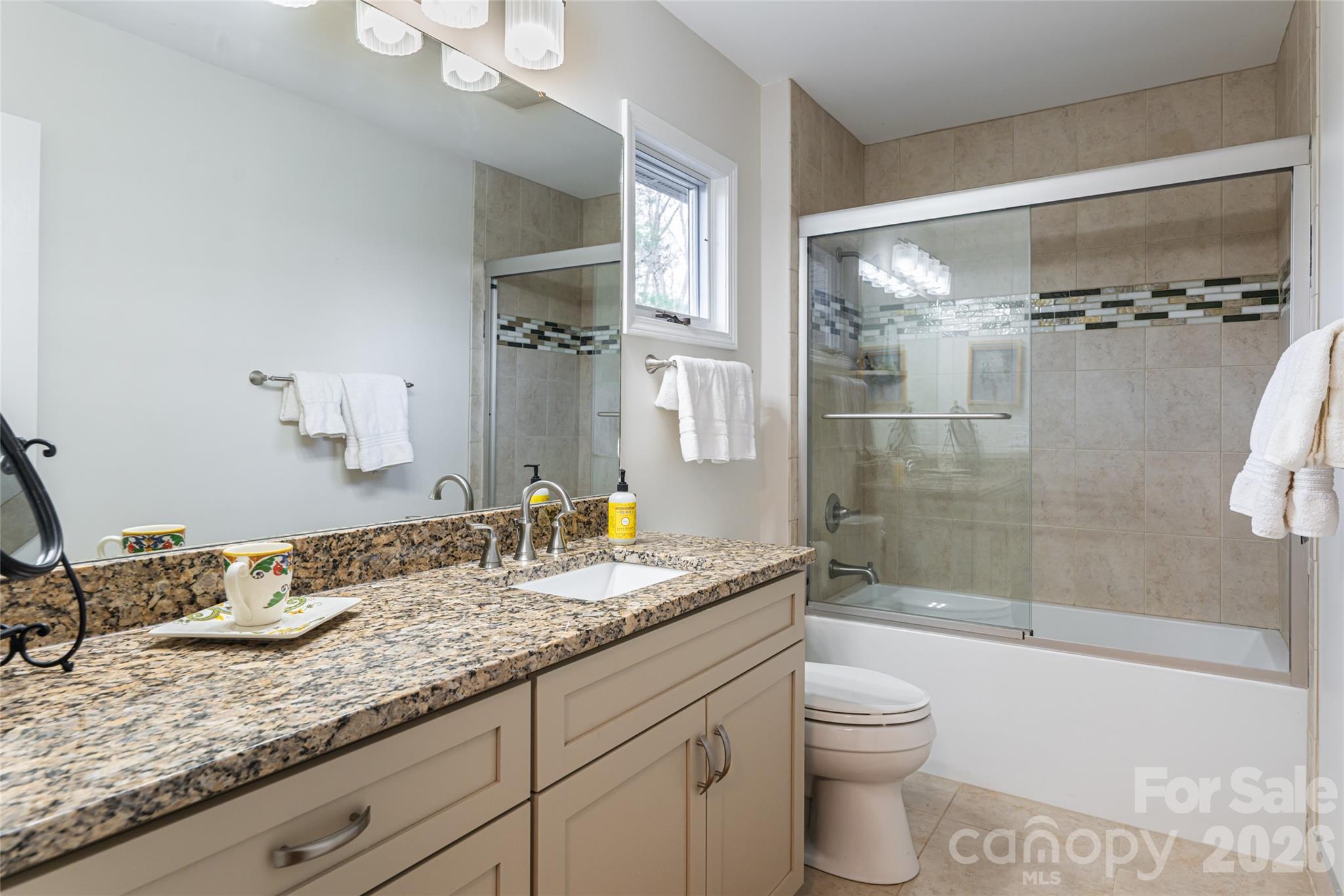 168 Skyview Circle Asheville NC 28804