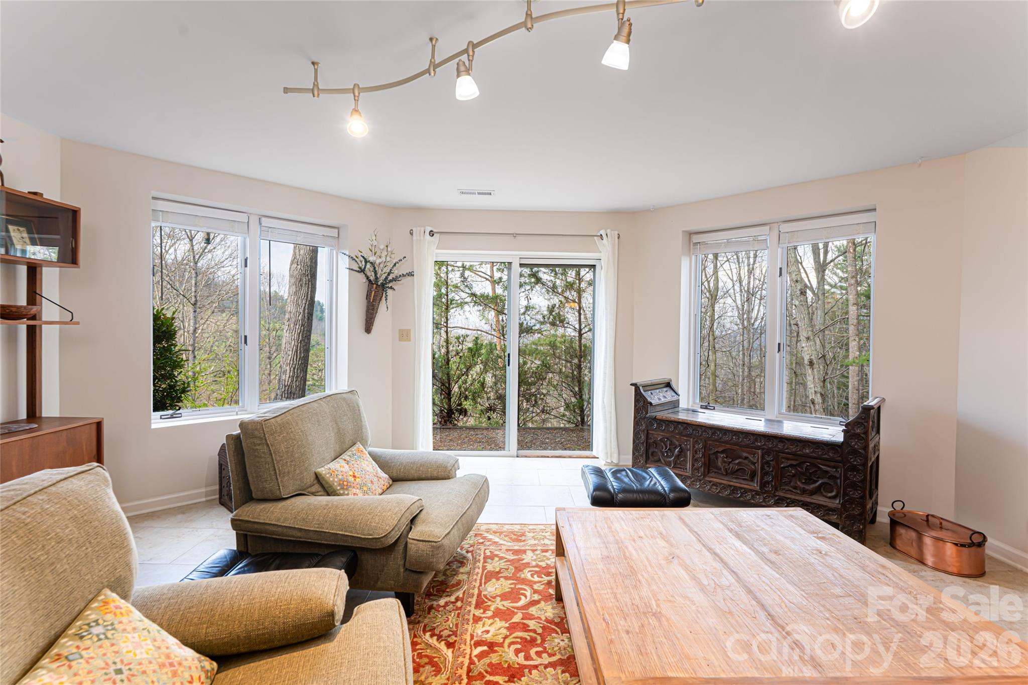 168 Skyview Circle Asheville NC 28804