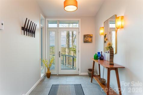 168 Skyview Circle Asheville NC 28804