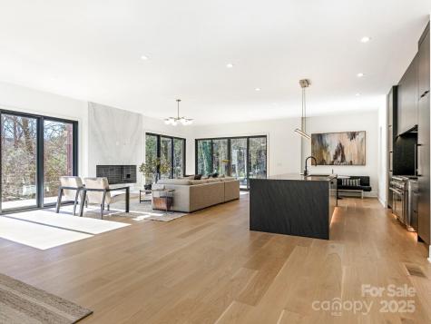 2832 Arcadia Avenue Charlotte NC 28209