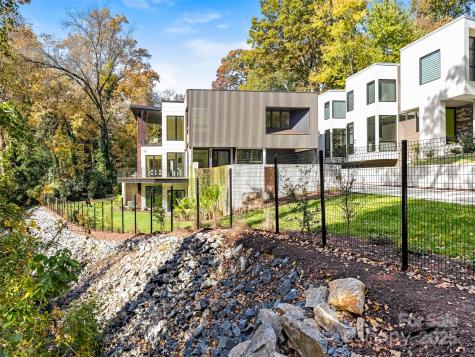 2832 Arcadia Avenue Charlotte NC 28209