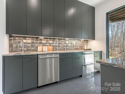 2832 Arcadia Avenue Charlotte NC 28209