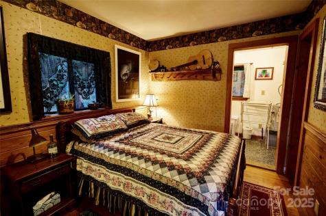 139 Forest Hills Road Bryson City NC 28713