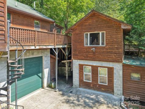 139 Forest Hills Road Bryson City NC 28713