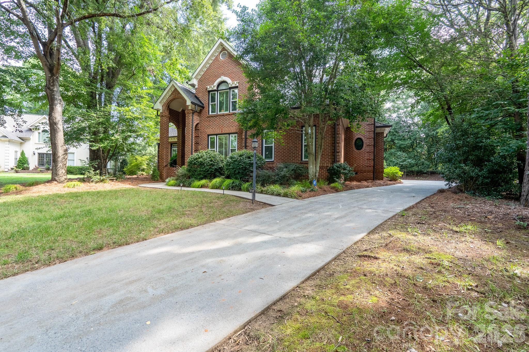 5201 Jupiter Hills Court Charlotte NC 28277