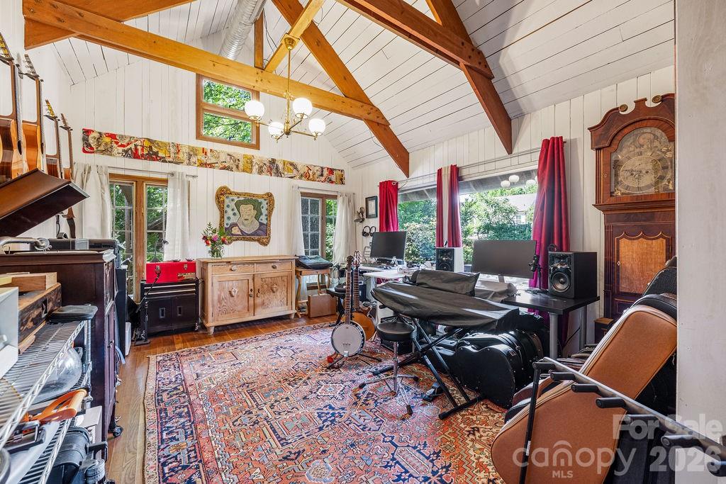 2107 Mandarin Boulevard Charlotte NC 28205