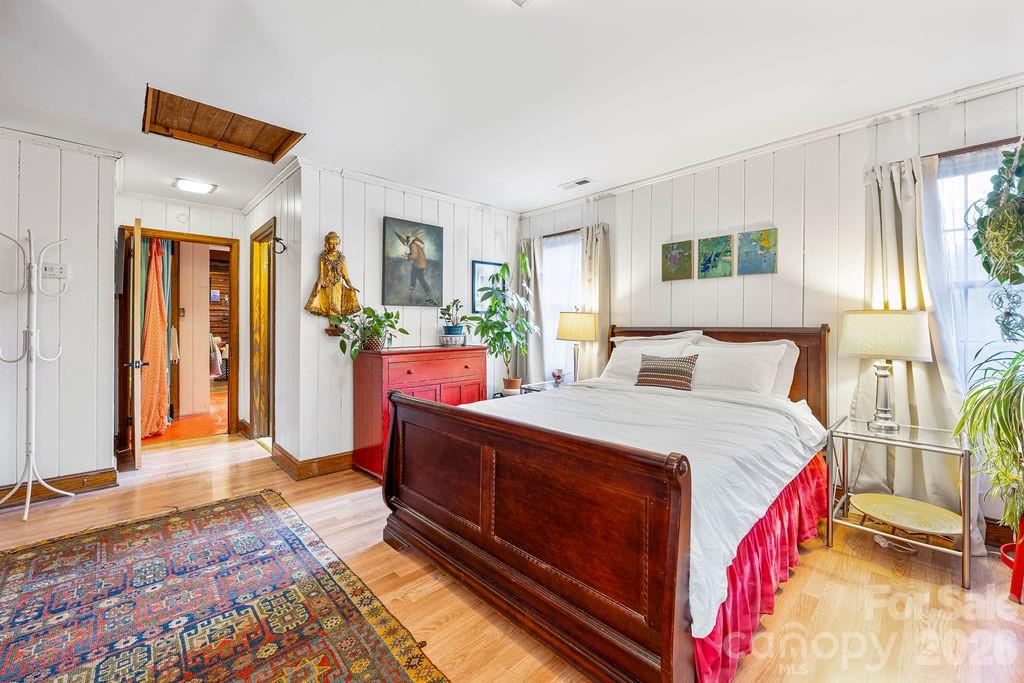 2107 Mandarin Boulevard Charlotte NC 28205