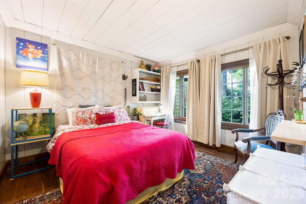 2107 Mandarin Boulevard Charlotte NC 28205