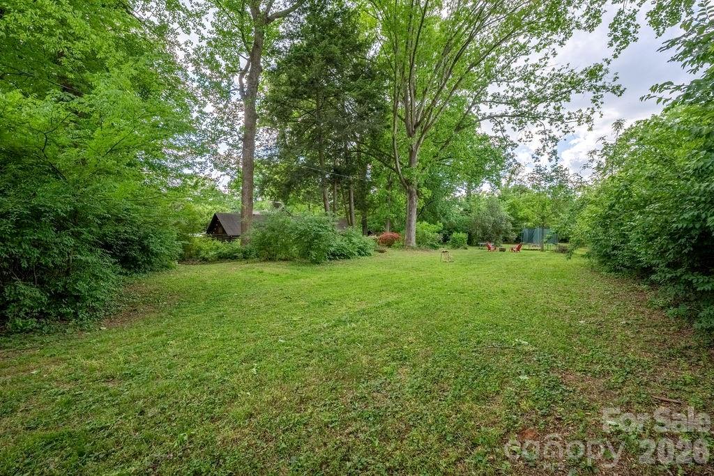 2107 Mandarin Boulevard Charlotte NC 28205