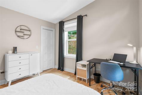 109 Thurland Avenue Asheville NC 28803