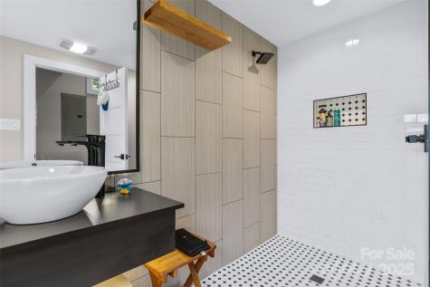 109 Thurland Avenue Asheville NC 28803