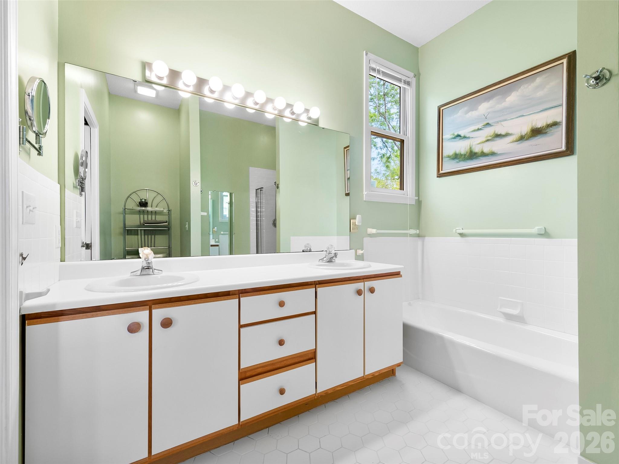 29 Tisha Lane Hendersonville NC 28739