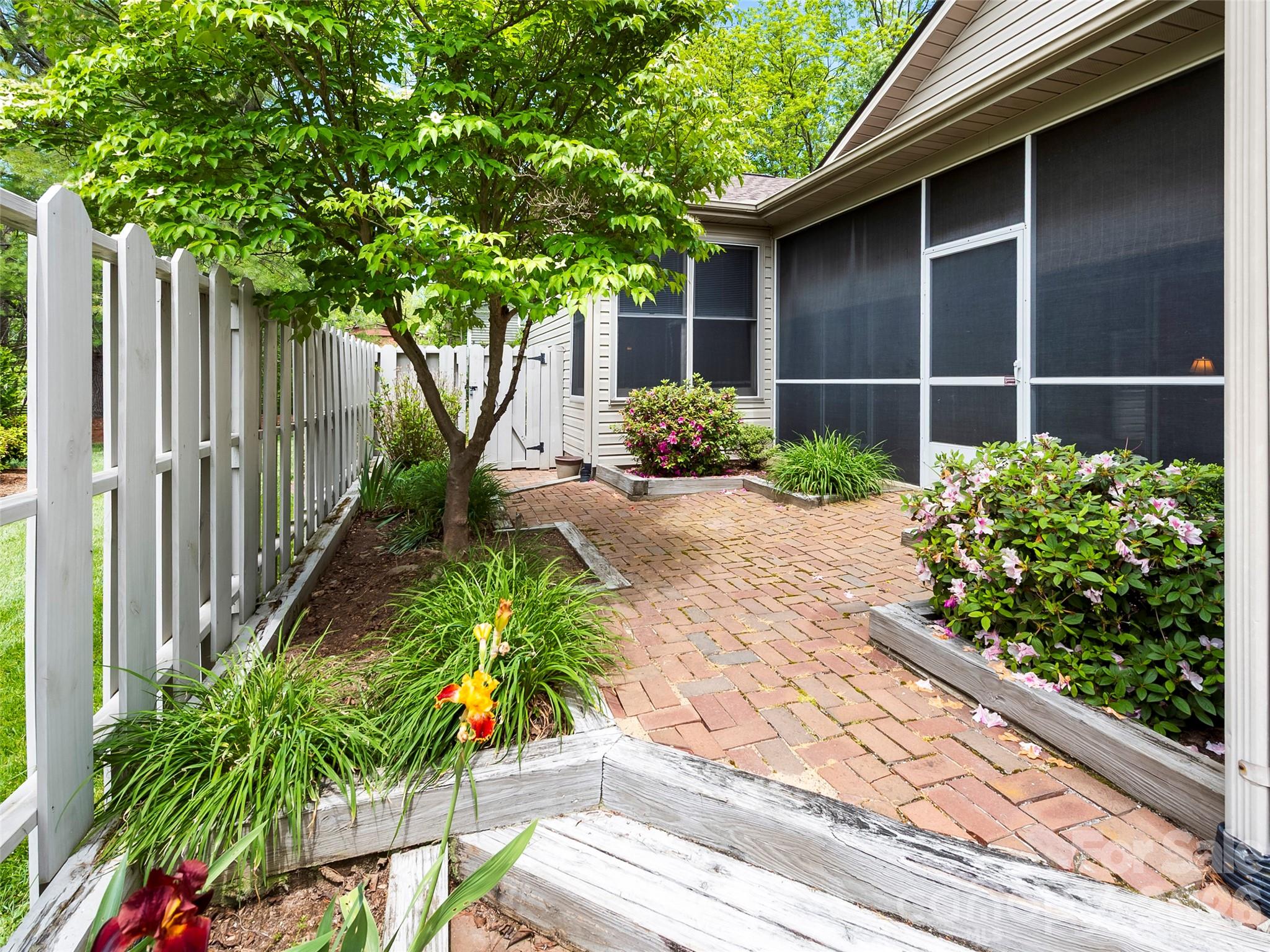 29 Tisha Lane Hendersonville NC 28739