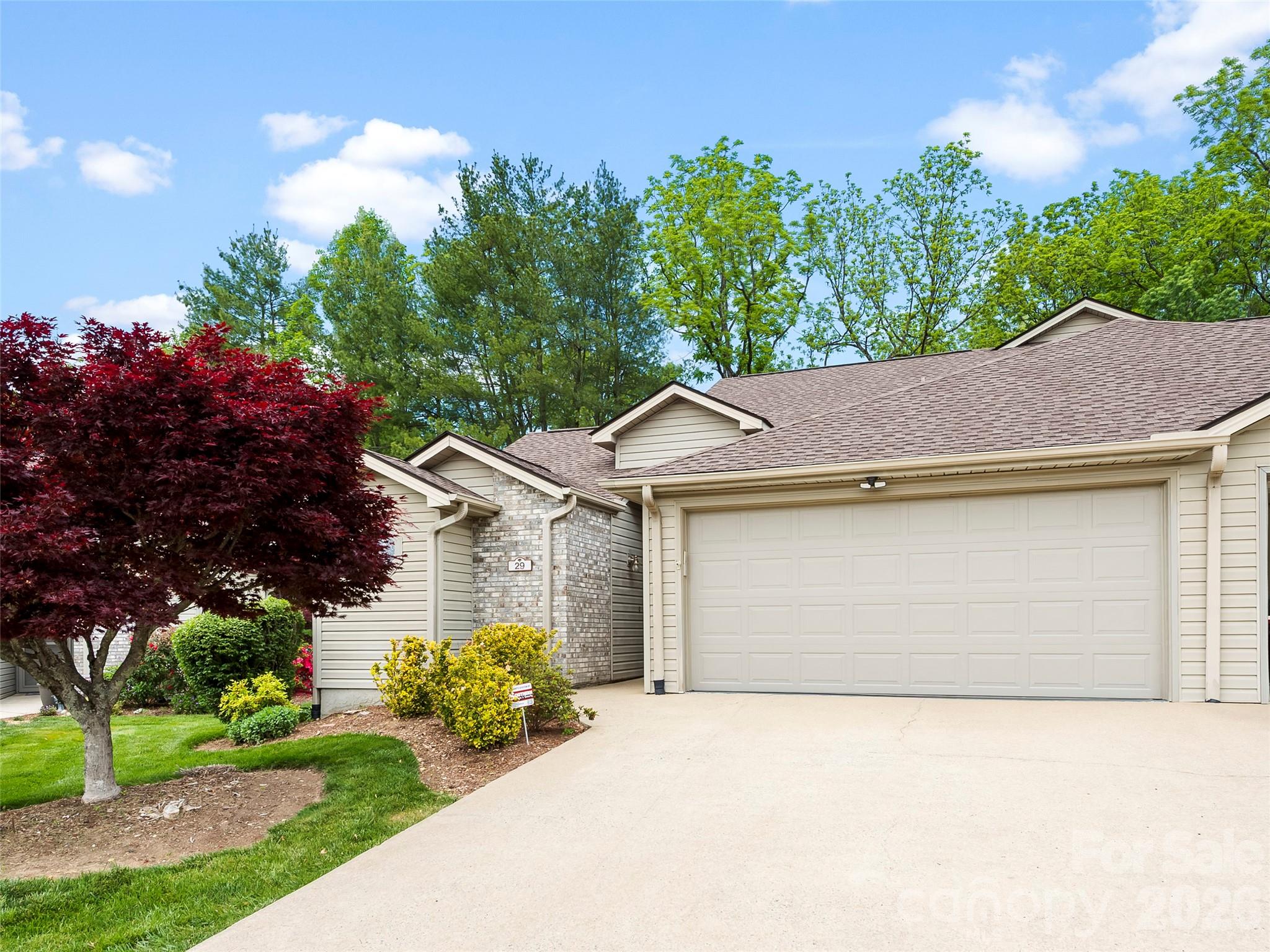 29 Tisha Lane Hendersonville NC 28739
