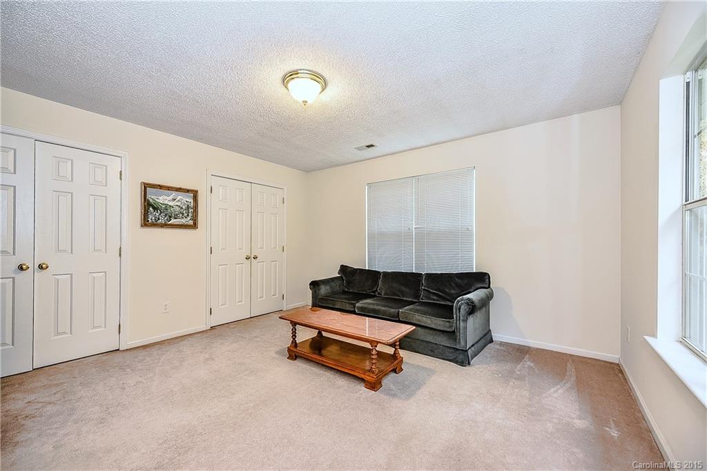 6900 Sardis Green Court Charlotte NC 28270