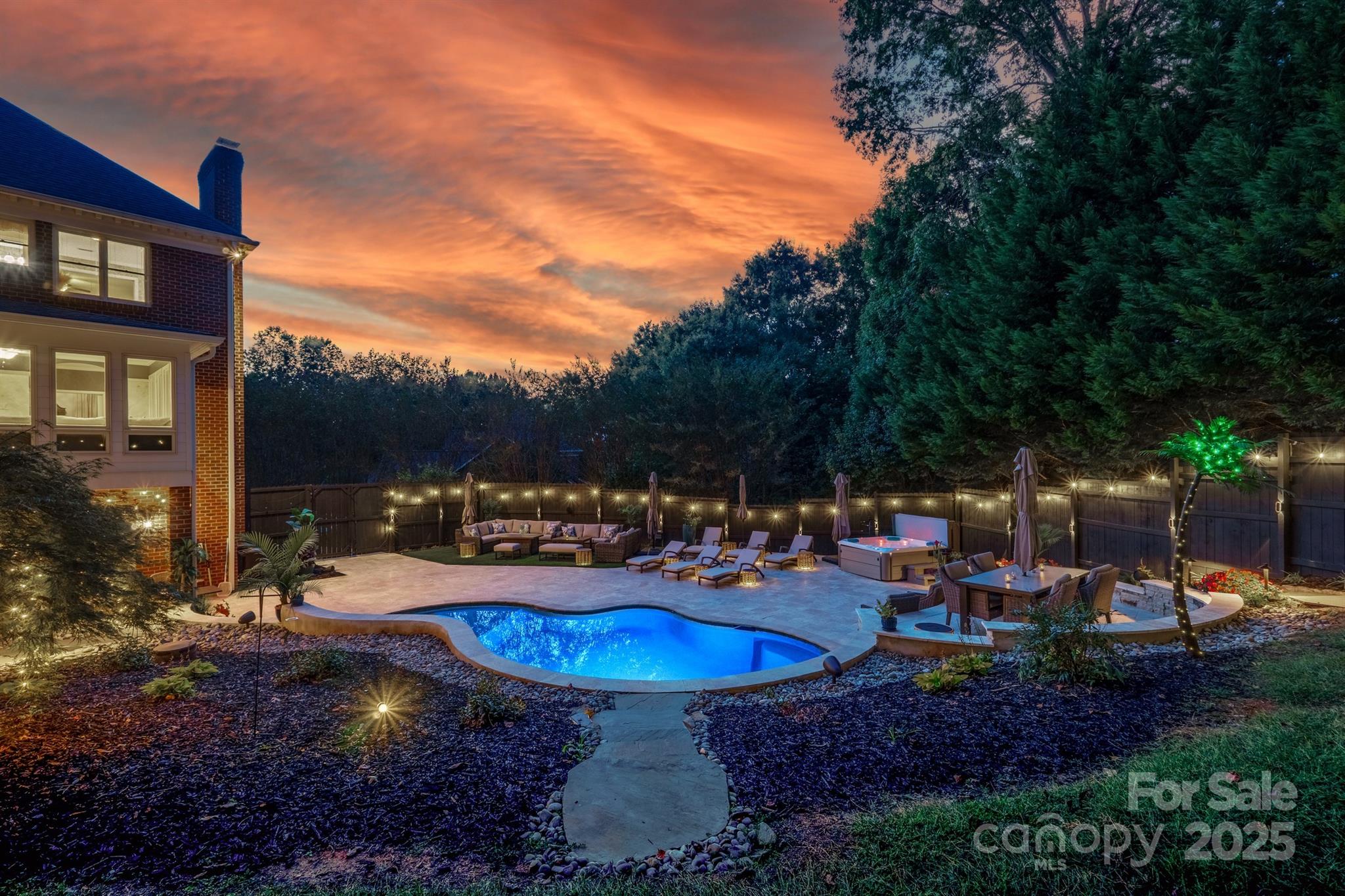 555 19th Avenue Lane NW Hickory NC 28601