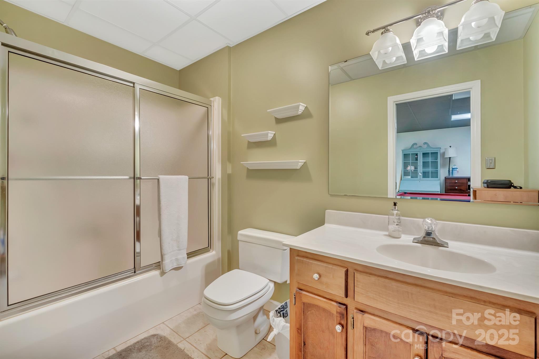555 19th Avenue Lane NW Hickory NC 28601