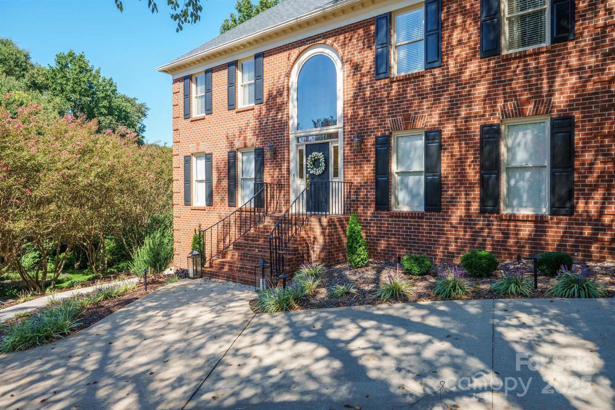 555 19th Avenue Lane NW Hickory NC 28601