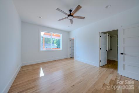 133 S Grove Street Asheville NC 28801