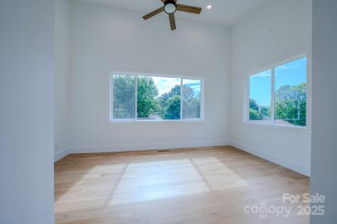 133 S Grove Street Asheville NC 28801