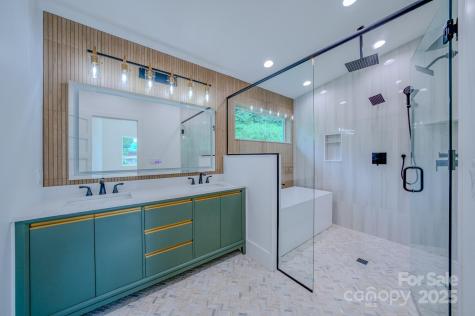 133 S Grove Street Asheville NC 28801