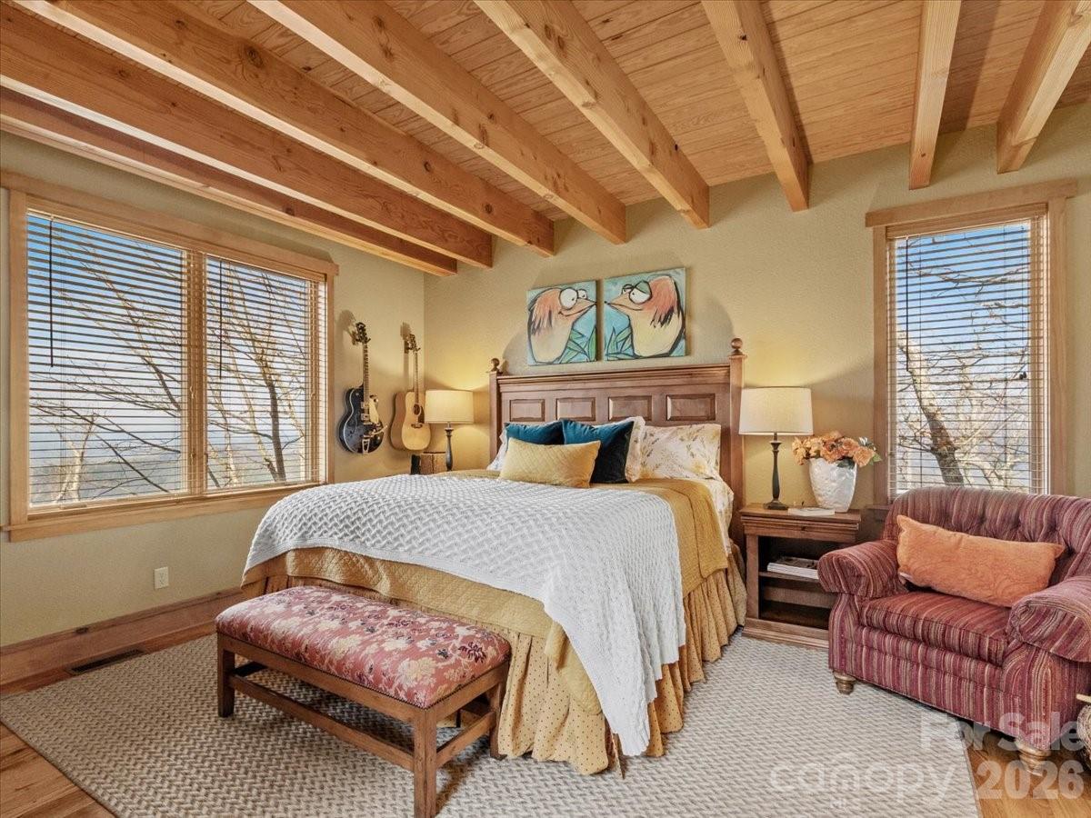 9 Hawks Ledge Trail Burnsville NC 28714
