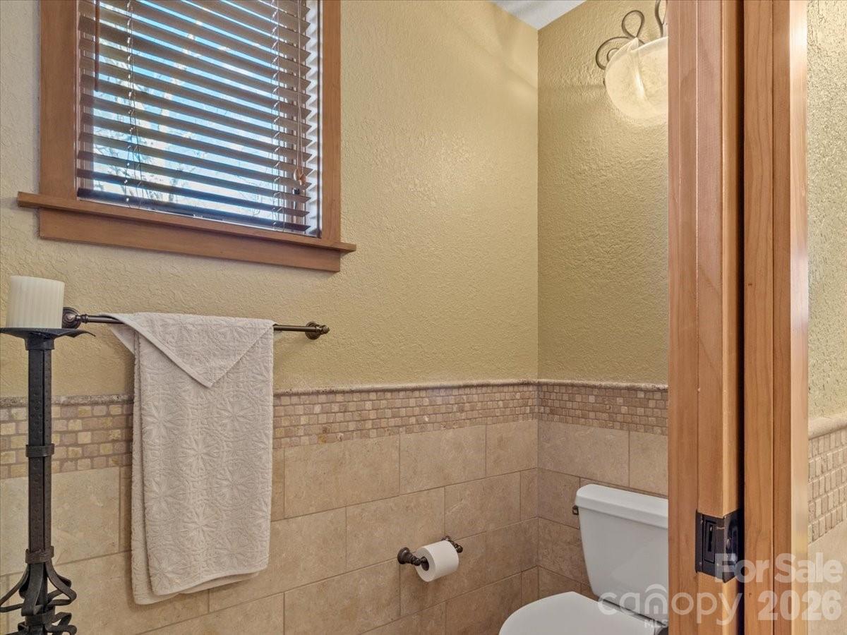 9 Hawks Ledge Trail Burnsville NC 28714