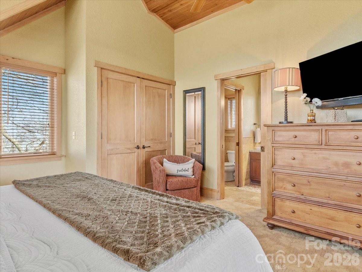 9 Hawks Ledge Trail Burnsville NC 28714