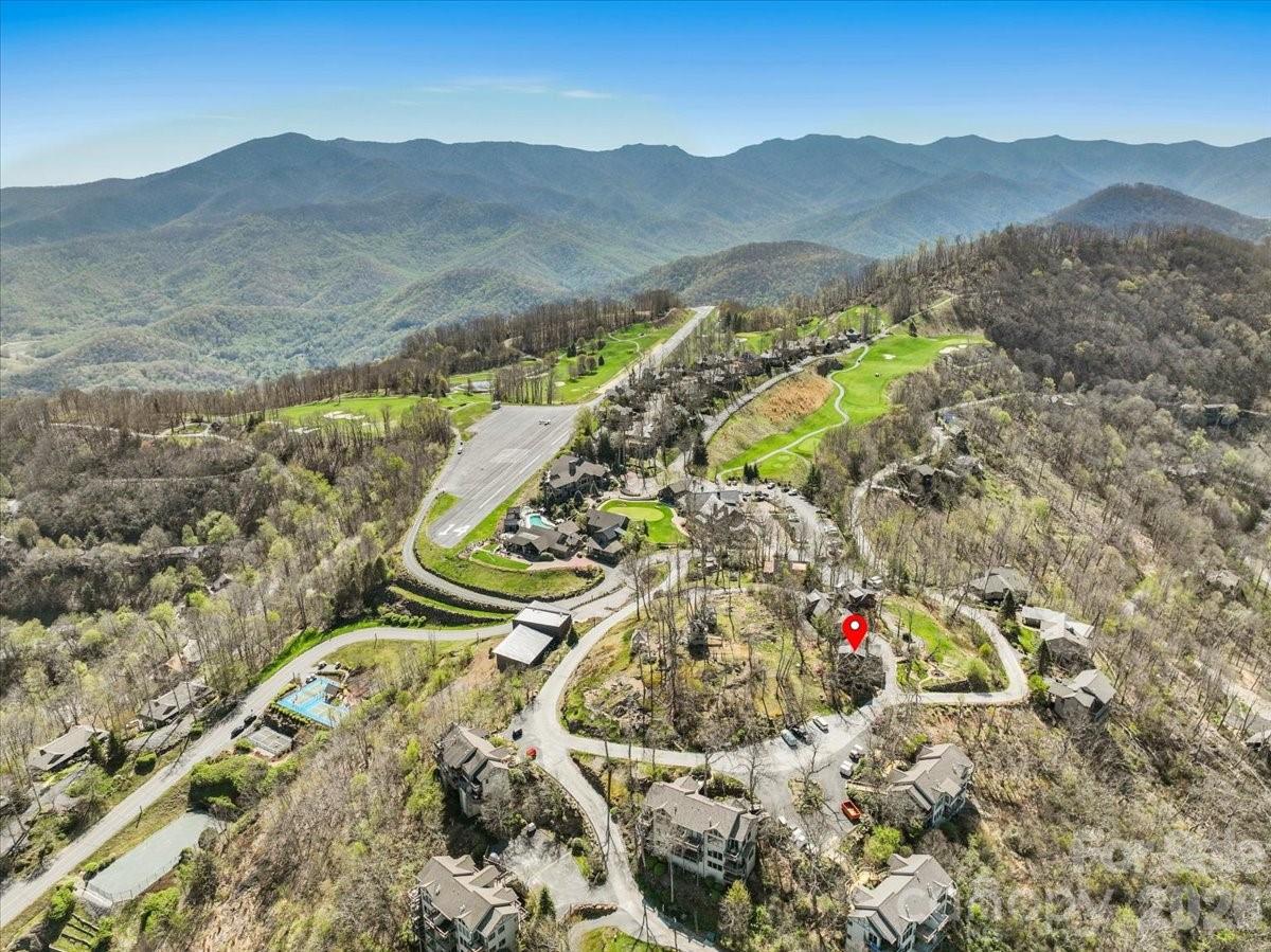 9 Hawks Ledge Trail Burnsville NC 28714