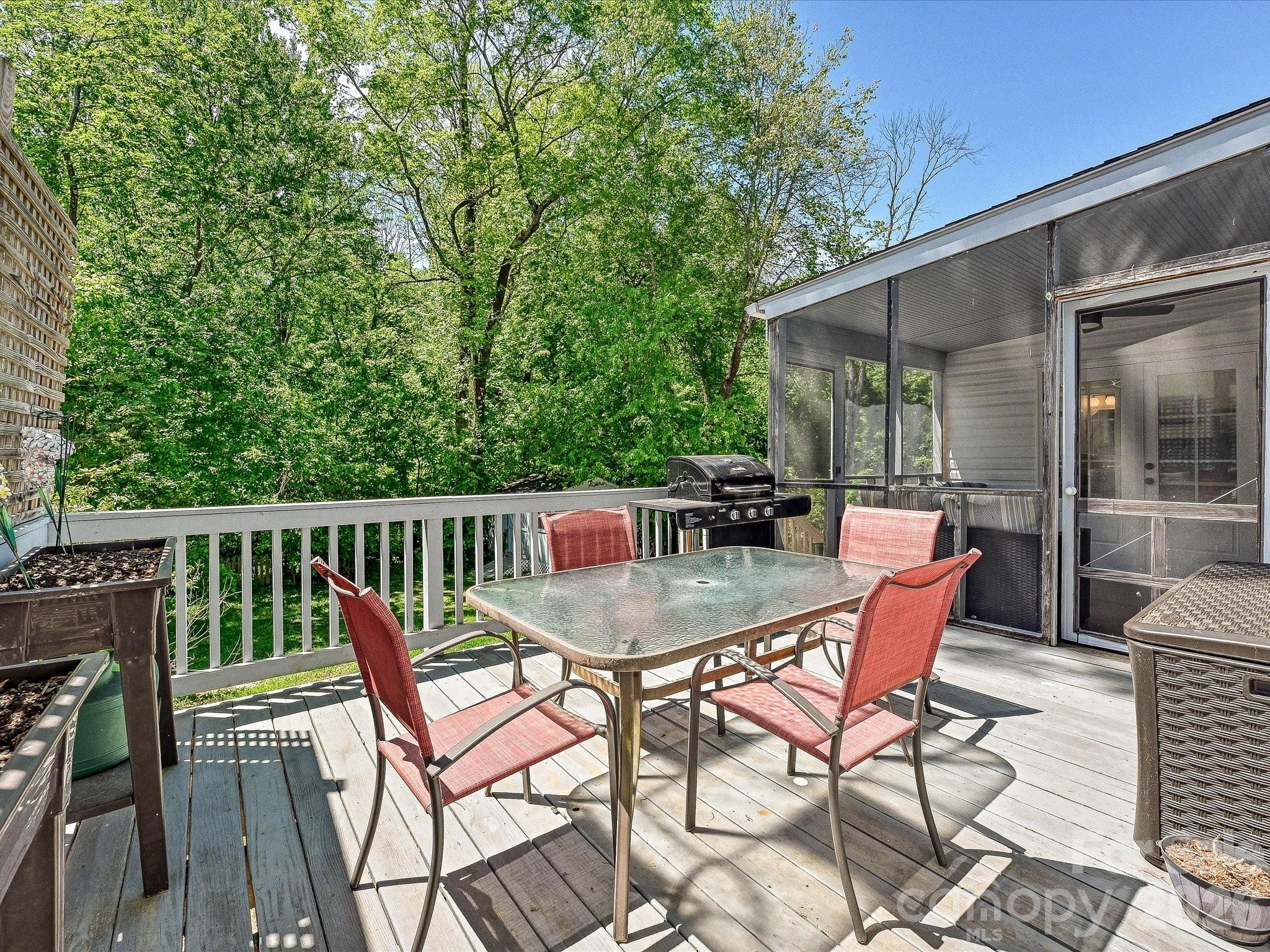 3016 Hanson Drive Charlotte NC 28207