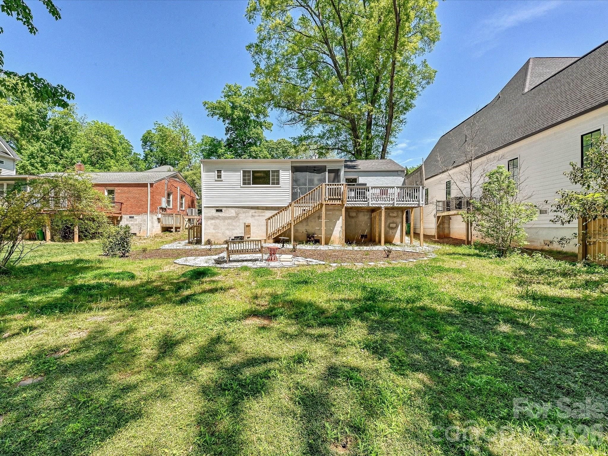 3016 Hanson Drive Charlotte NC 28207