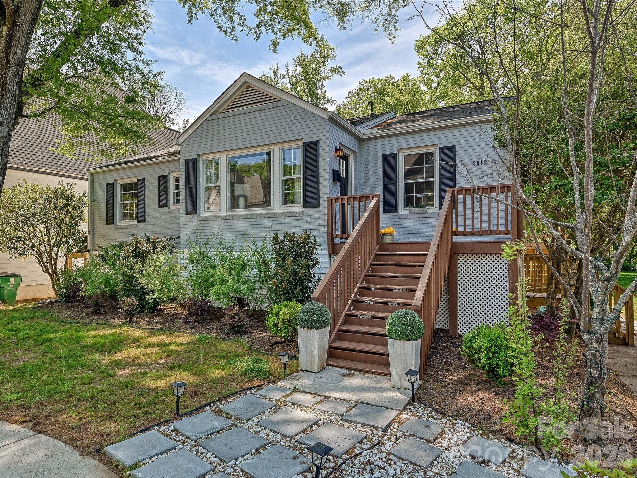 3016 Hanson Drive Charlotte NC 28207