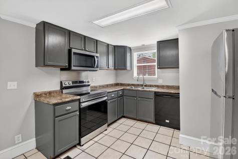 62 Roberta Road SW Concord NC 28027