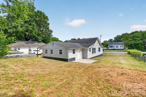 62 Roberta Road SW Concord NC 28027