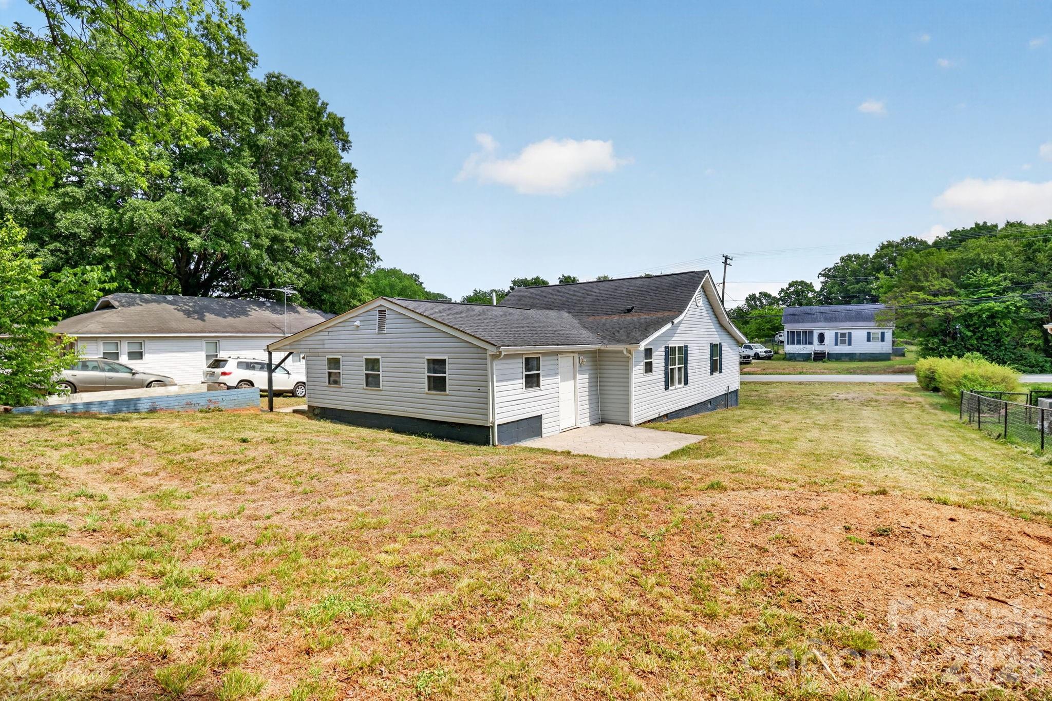 62 Roberta Road SW Concord NC 28027