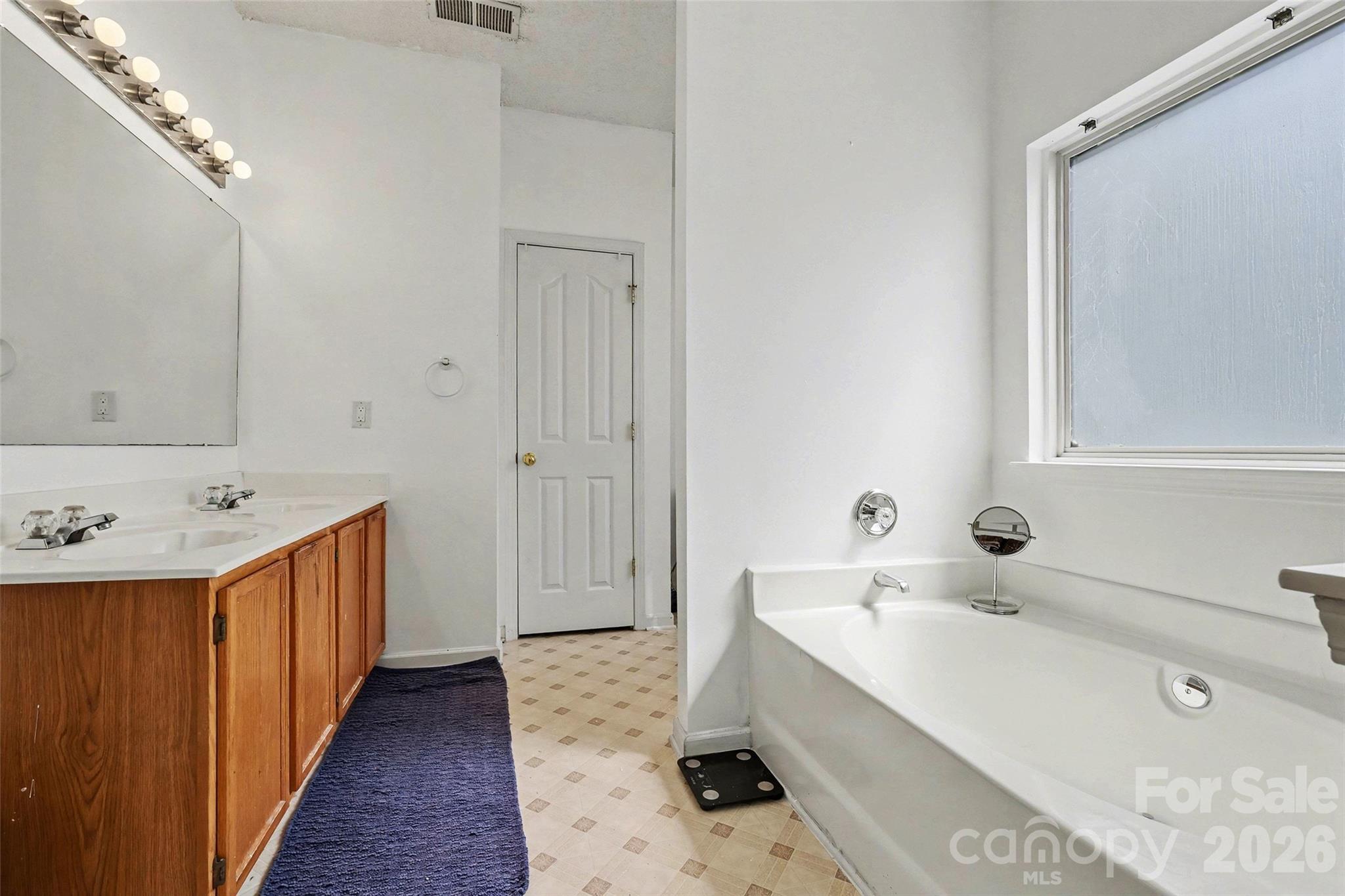 4011 Lakota Court Charlotte NC 28269