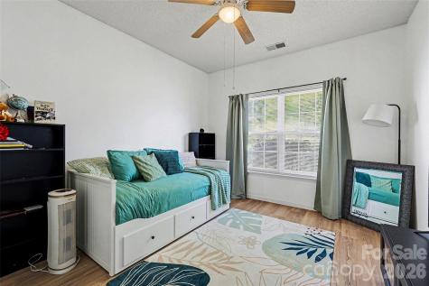 4011 Lakota Court Charlotte NC 28269