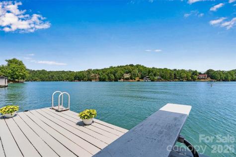 462 Charlotte Drive Lake Lure NC 28746
