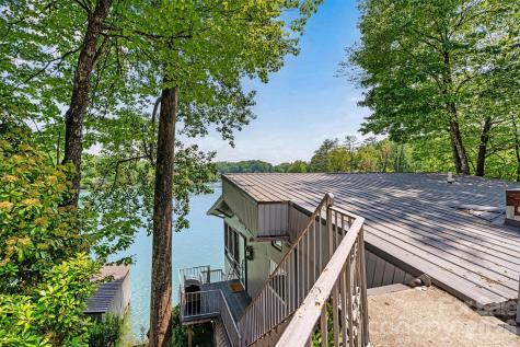 462 Charlotte Drive Lake Lure NC 28746