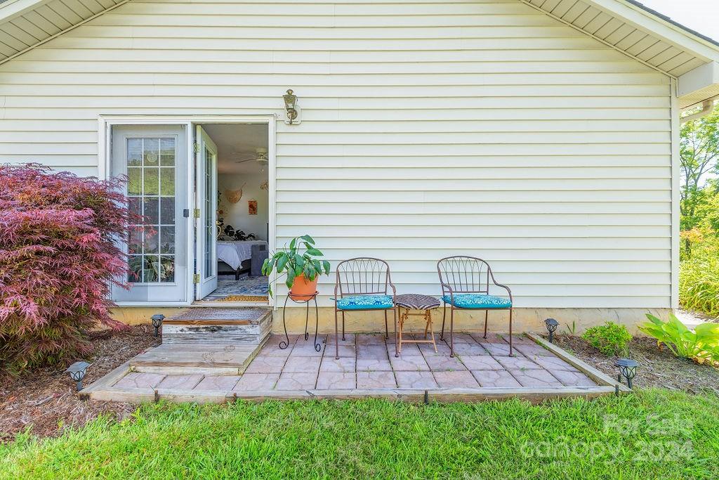 23 Brant Lane Weaverville NC 28787