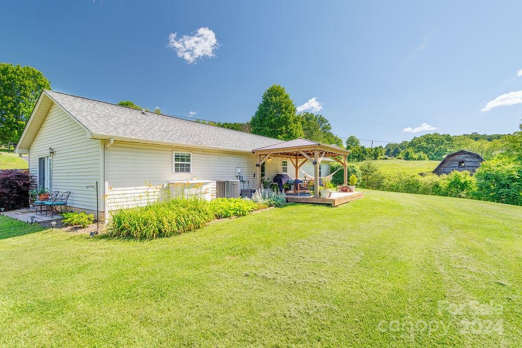 23 Brant Lane Weaverville NC 28787