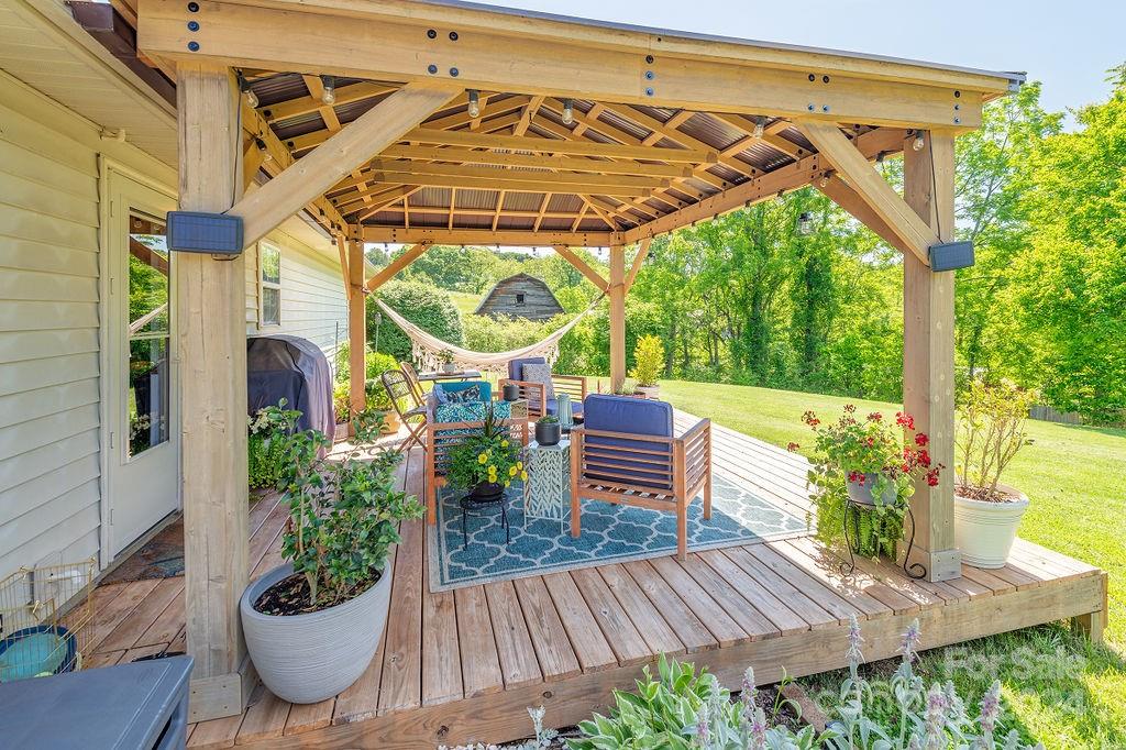 23 Brant Lane Weaverville NC 28787