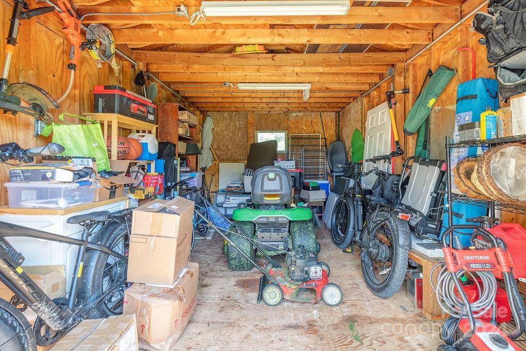 23 Brant Lane Weaverville NC 28787