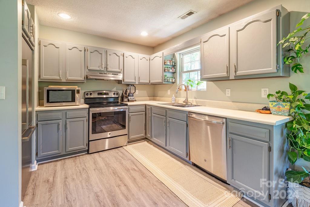 23 Brant Lane Weaverville NC 28787