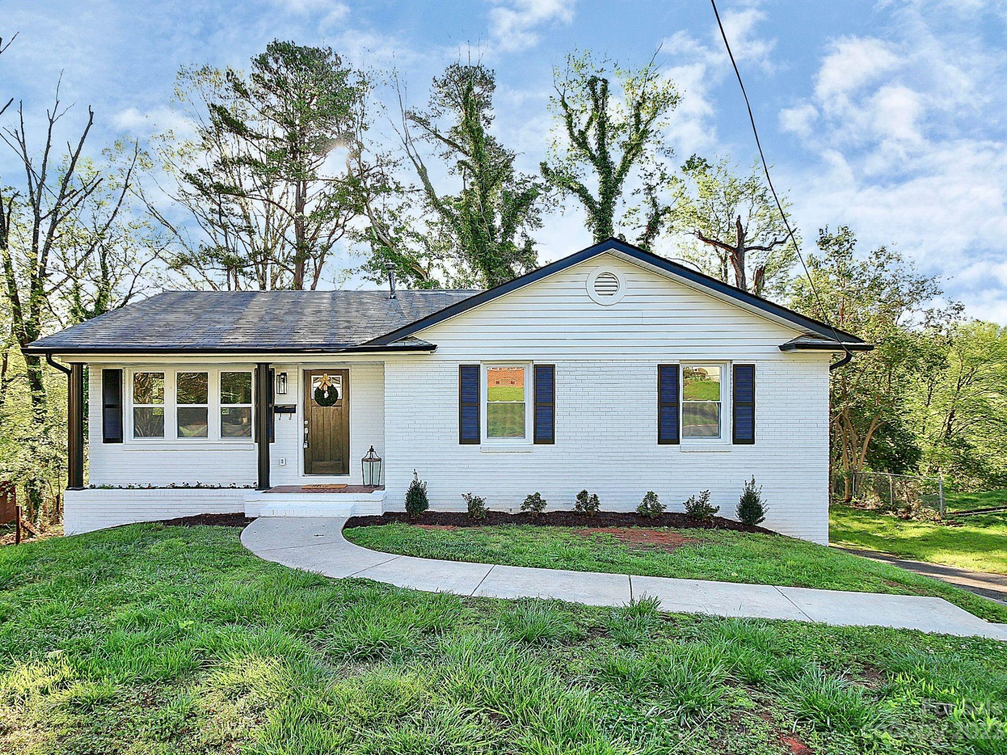 6705 Woodstock Drive Charlotte NC 28210